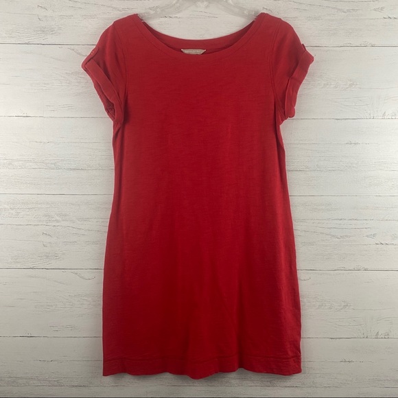 Banana Republic Dresses & Skirts - Banana Republic Fac Red Short Sleeve Mini Dress